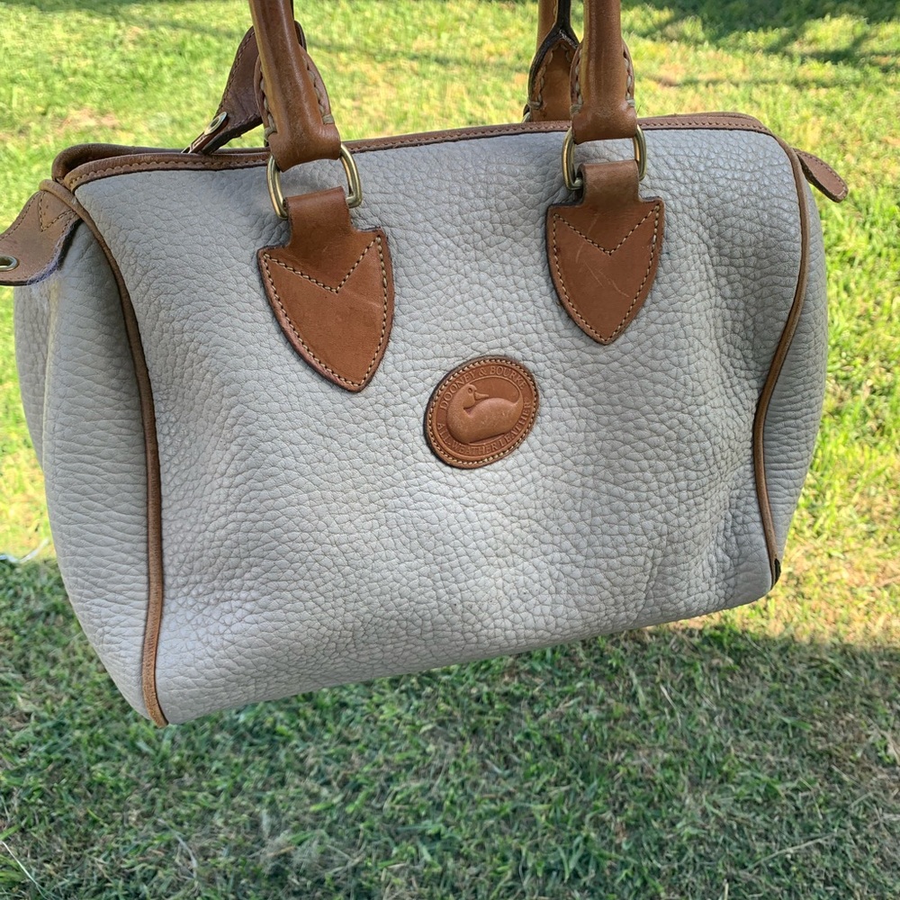 Classic Tan and Cream Leather Handbag